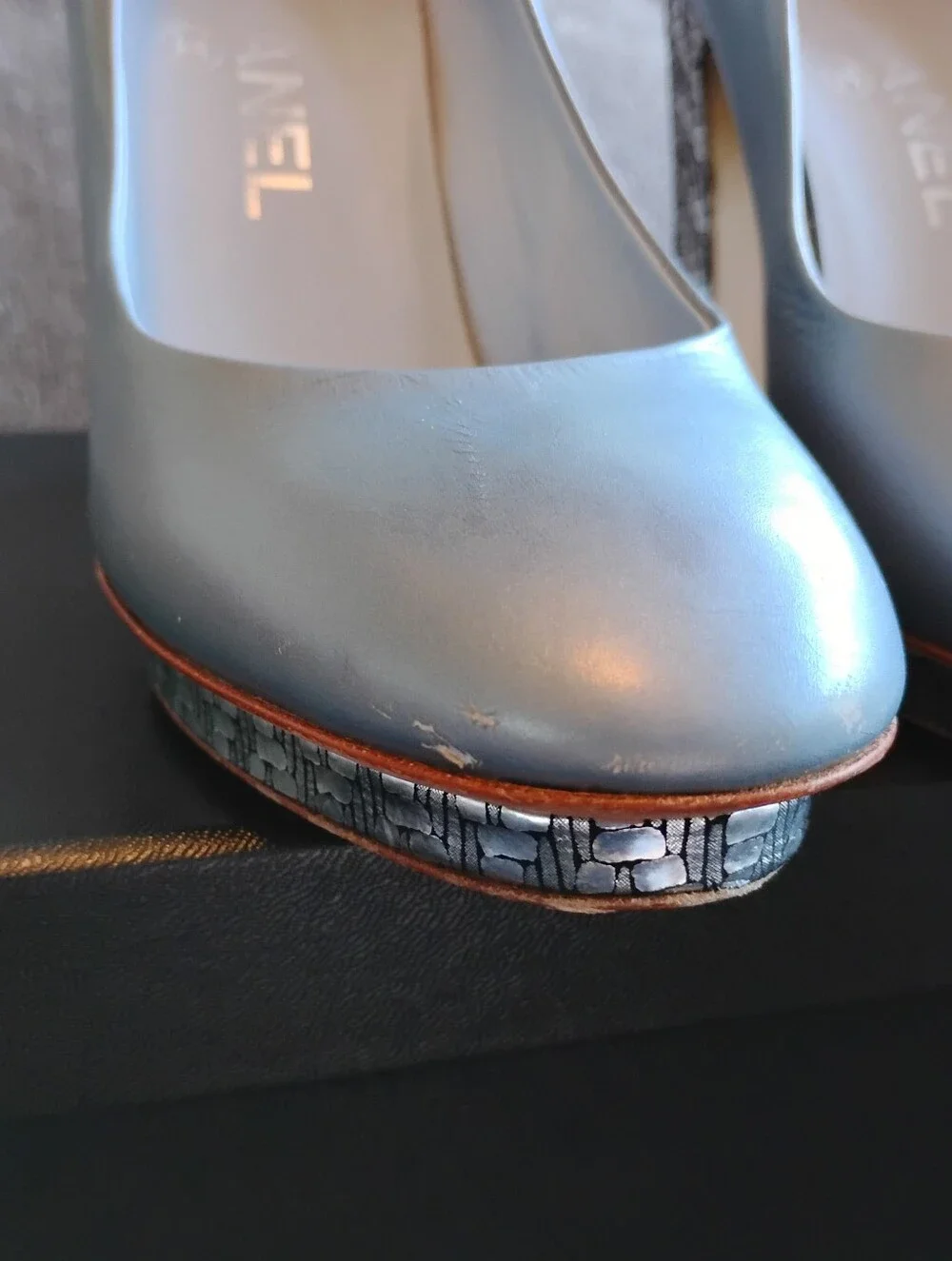 CHANEL CC Grey Pumps Metallic Mosaic Platform Heels! Authentic